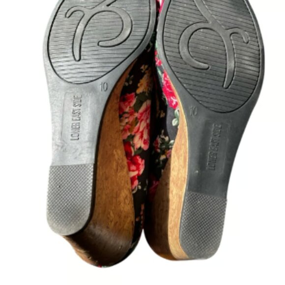 Lower East Side Women's Floral Cloth Peep Hole Wedges Size 10 - Picture 7 of 7